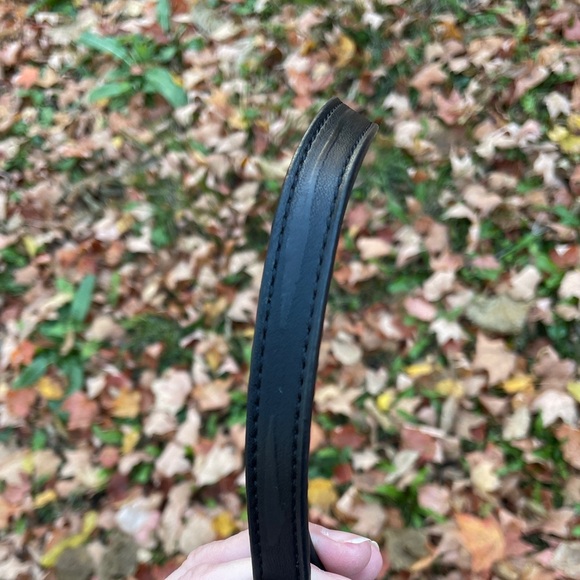 EUC Karl Lagerfeld Crossbody with Bow - Picture 12 of 16